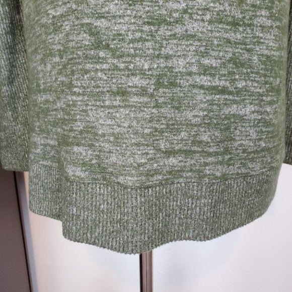 Sonoma Soft & Cozy Relaxed Turtle Neck Tunic Knit Top Size SP - Picture 3 of 8